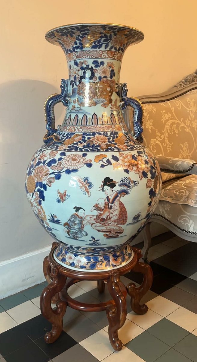Asia, 20th Century: Very Important Imari Porcelain Vase / H 118cm-photo-6