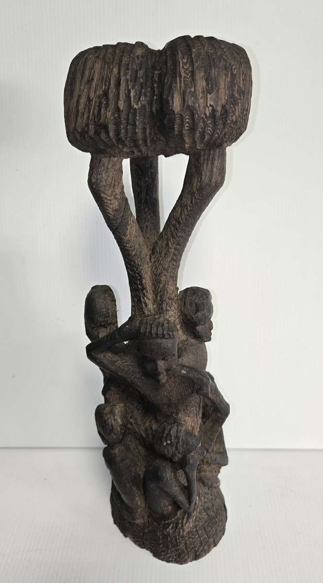 Central Africa, 19th Century: Sculpture In Solid Wood, Carved From A Single Block