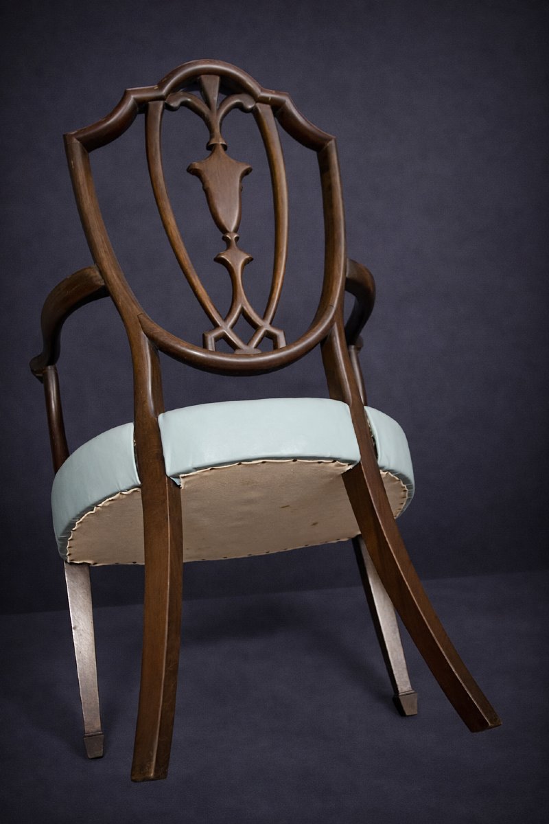 Paire de fauteuils en bois sculpté – Style néoclassique / début XIXe  -photo-4