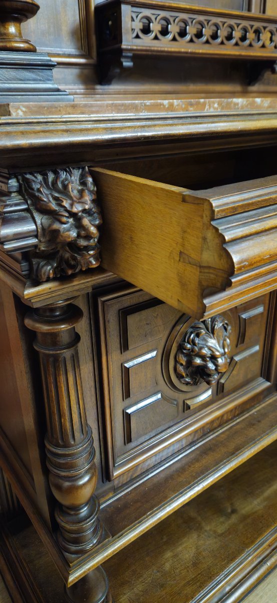 Buffet-desserte ancien en noyer massif – style Renaissance / XIXeme  -photo-6