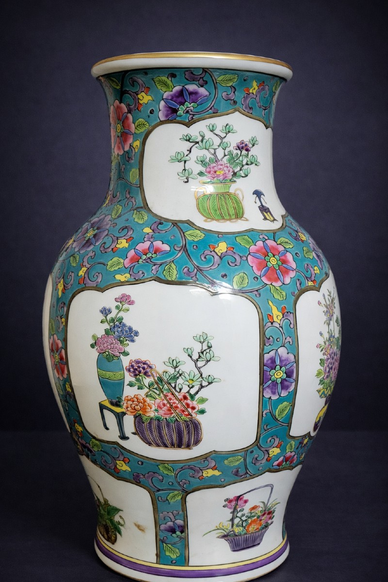 Vase en porcelaine décor floral – Style asiatique - XXeme  