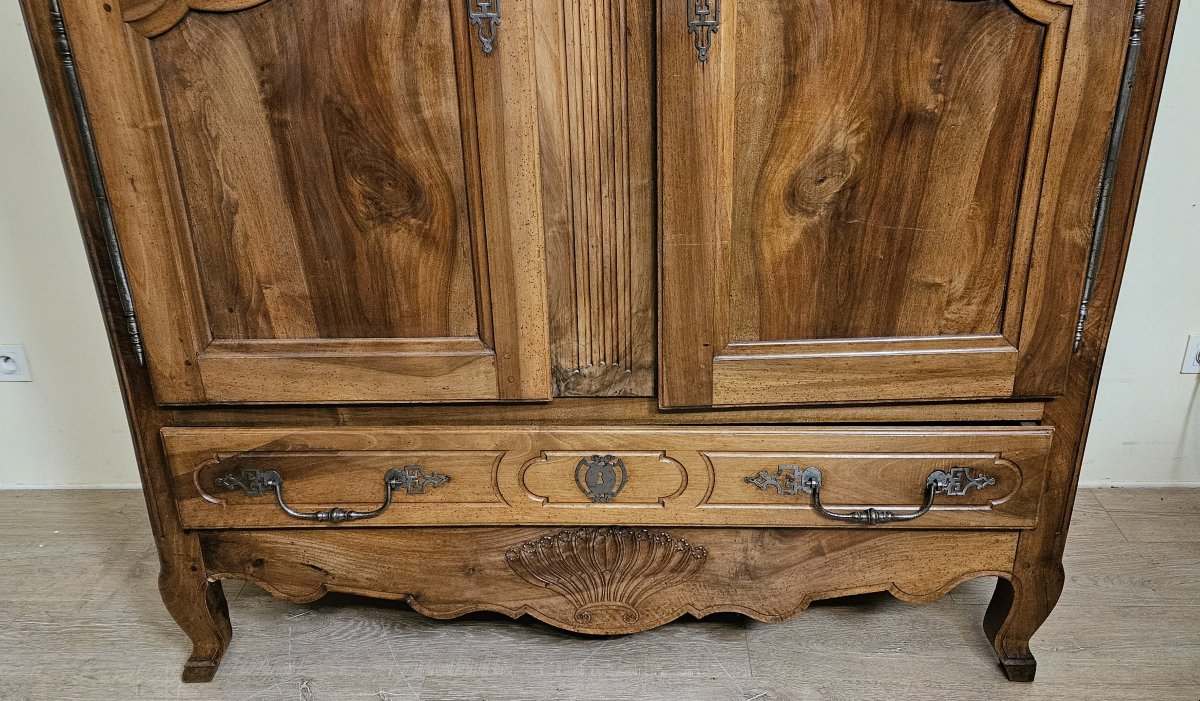 "de Sennecey" Wardrobe – Louis XV/18th Century Period – Solid Walnut M-photo-3