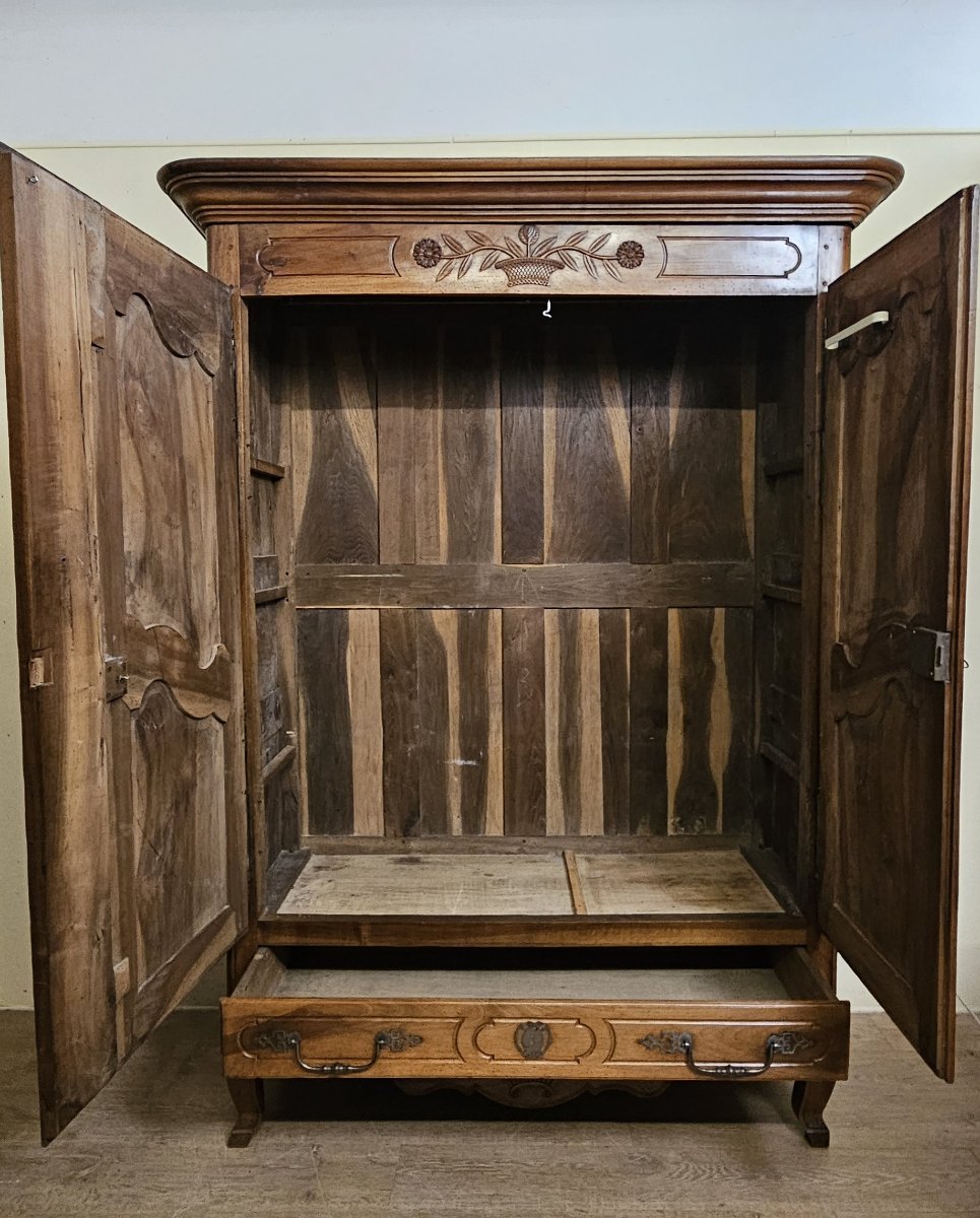 "de Sennecey" Wardrobe – Louis XV/18th Century Period – Solid Walnut M-photo-4