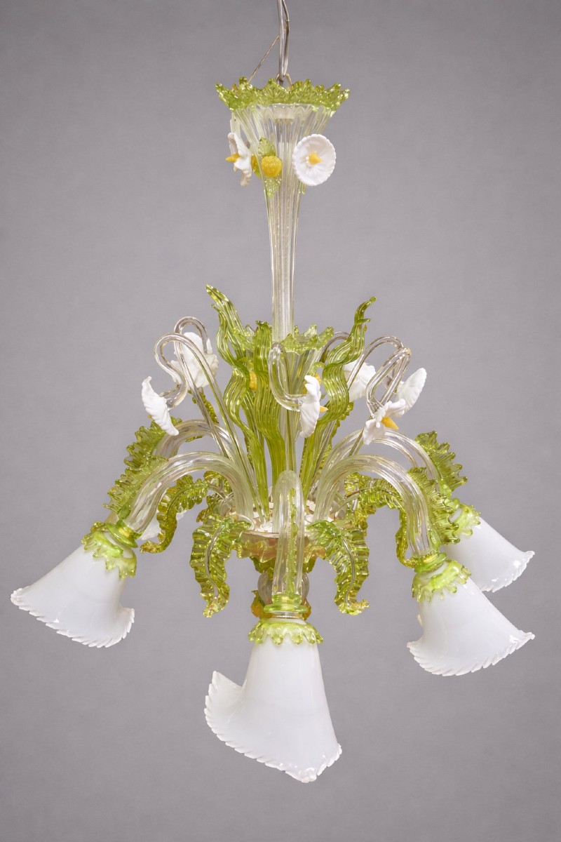 Murano: Chandelier In Colored Blown Glass, With A Refined Floral Decoration