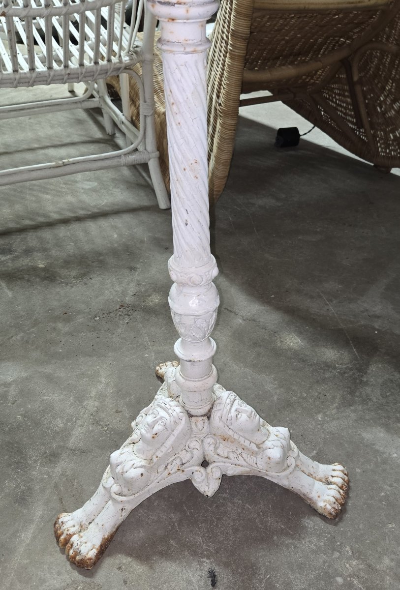 Antique Pedestal Table In The Classical Style, Resting On A Finely Sculpted Cast Iron Tripod Base-photo-8