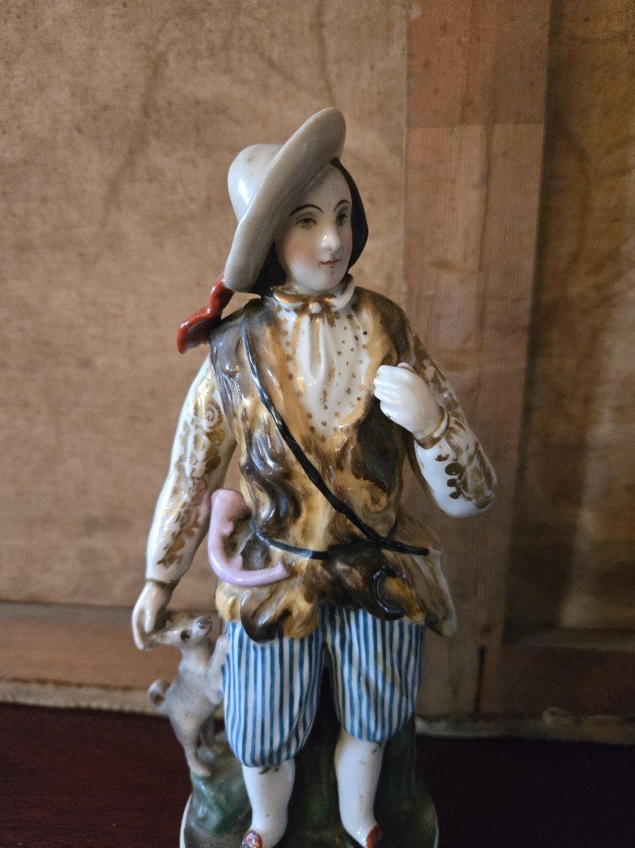 Paire de sujets en porcelaine de Paris – Couple de personnages élégants  -photo-3
