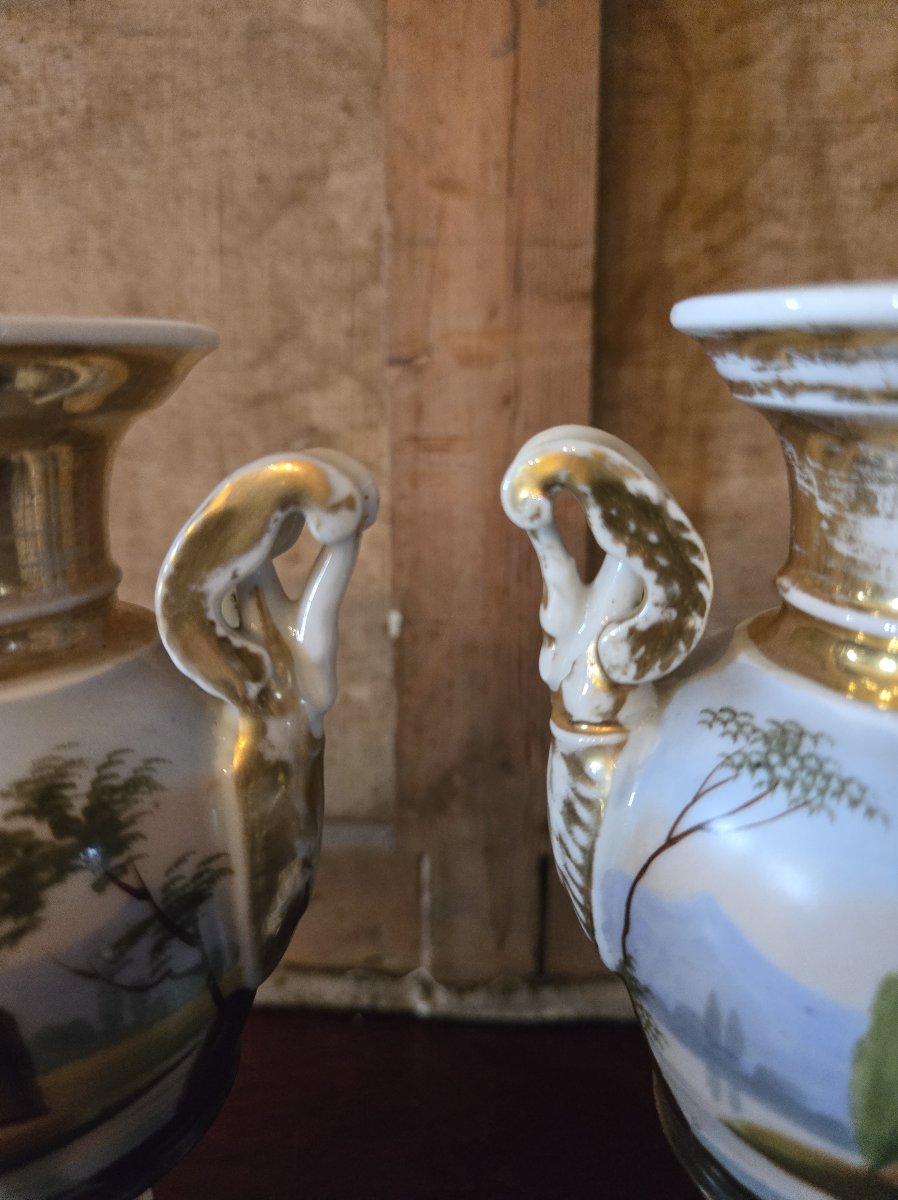 Paire de vases balustres Empire en porcelaine de Paris – Décor de paysages -photo-3