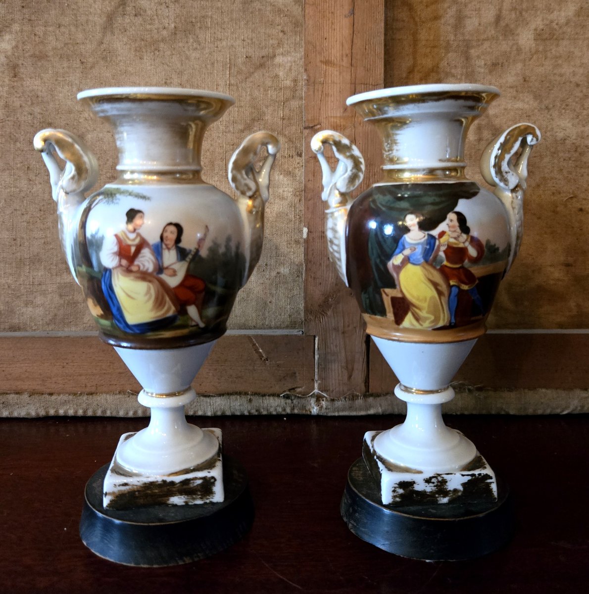 Paire de vases balustres Empire en porcelaine de Paris – Décor de paysages -photo-6