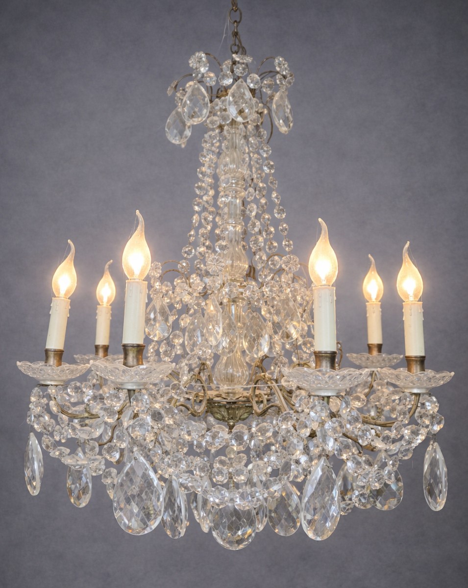 Important lustre en cristal de Baccarat – Époque XIXᵉ siècle 