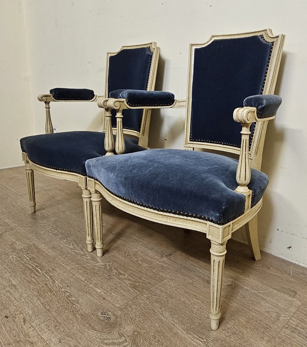 Paire de fauteuils de style Louis XVI – Velours bleu & bois laqué crème -photo-4
