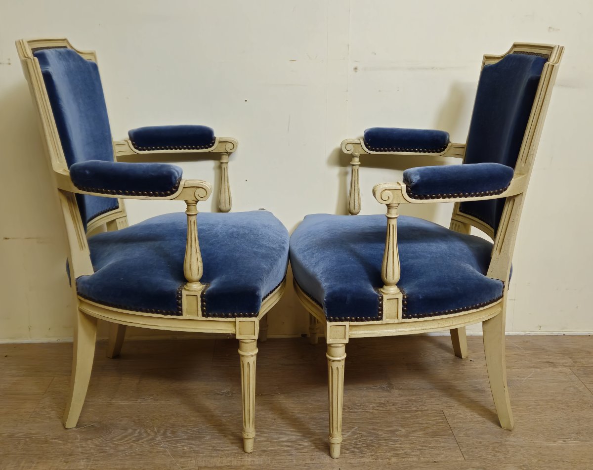 Paire de fauteuils de style Louis XVI – Velours bleu & bois laqué crème -photo-6
