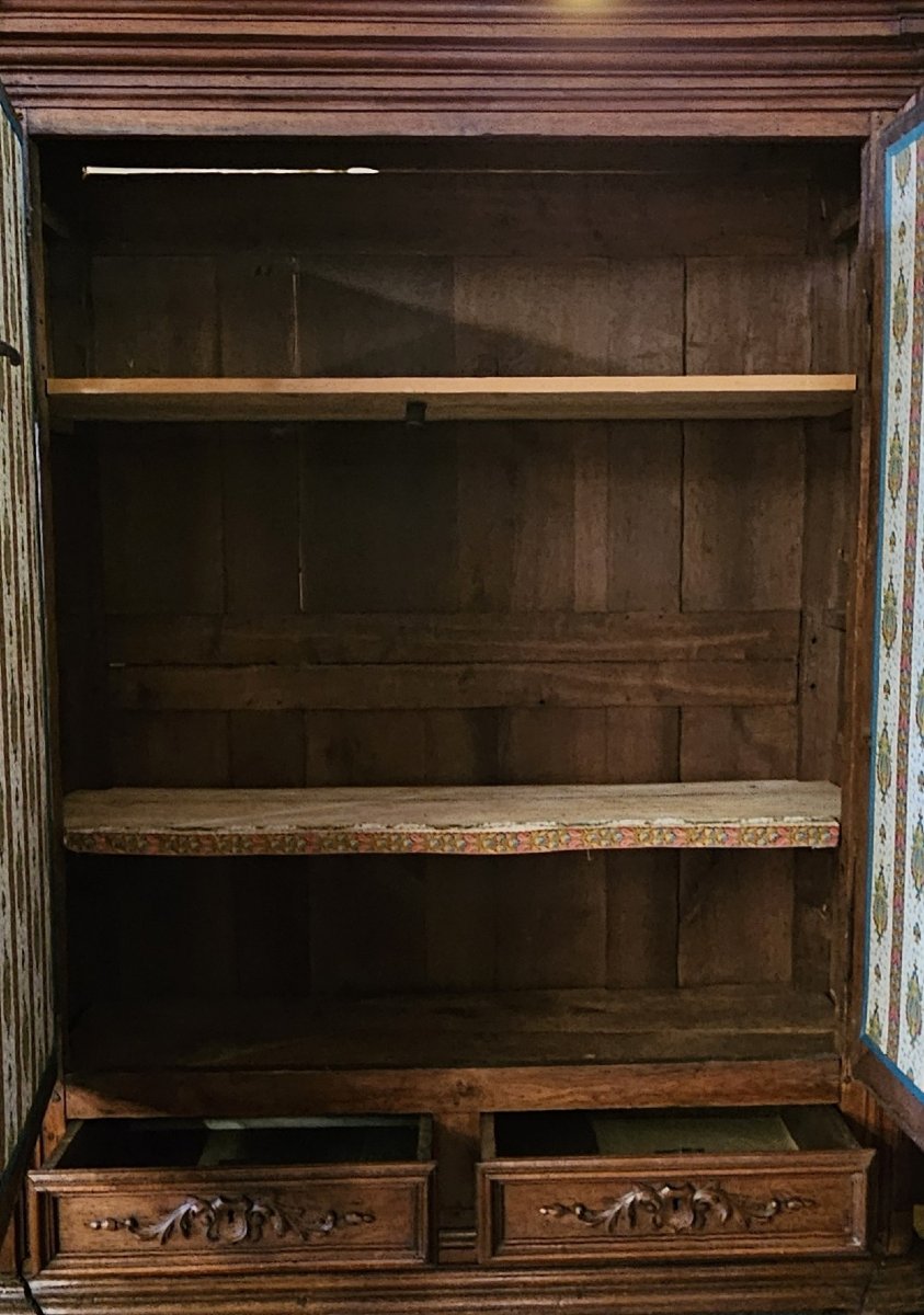 Armoire ancienne en Noyer massif sculpté – époque Louis XIII - -photo-6