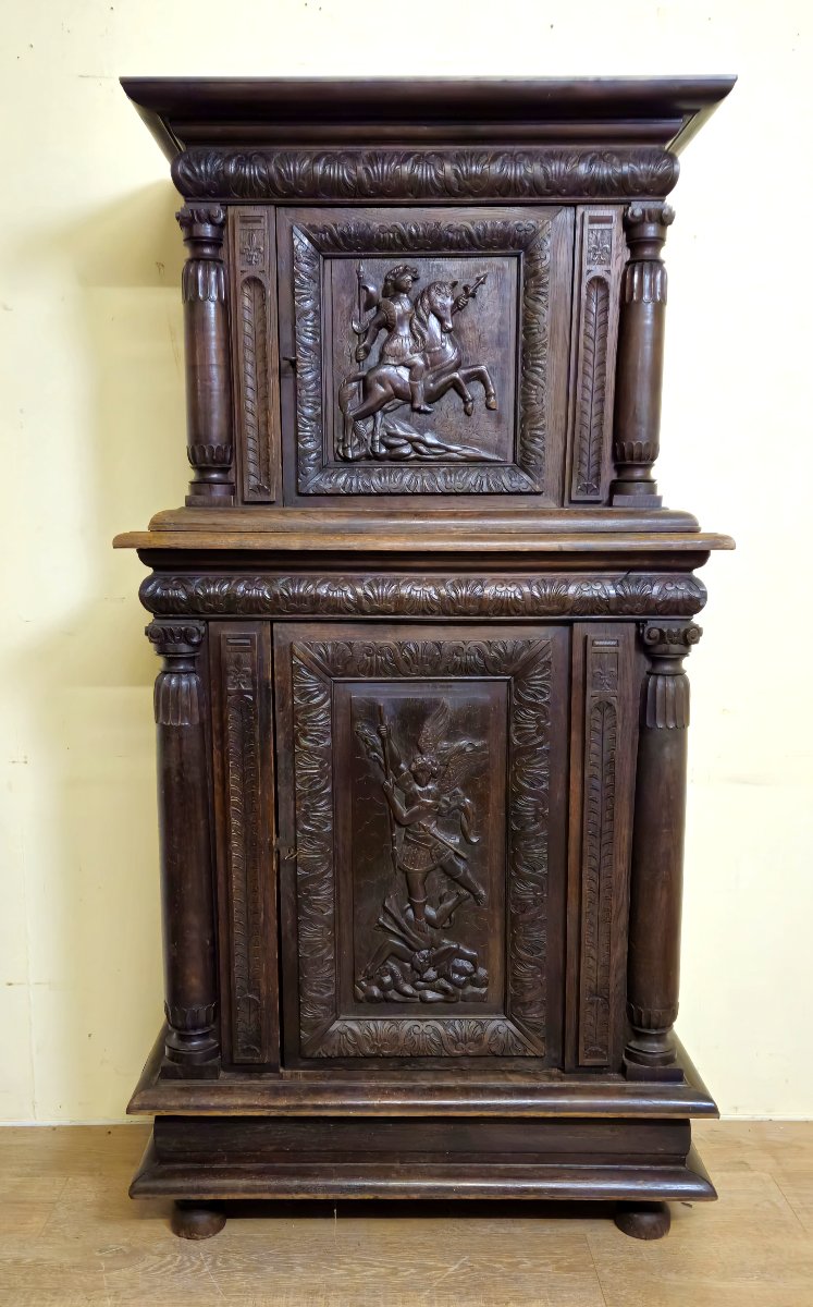 Two-part Cabinet - Antique Renaissance-style Cabinet In Carved Oak – -photo-1