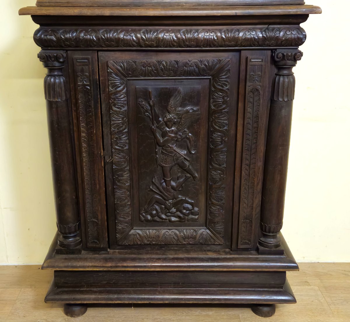 Two-part Cabinet - Antique Renaissance-style Cabinet In Carved Oak – -photo-4