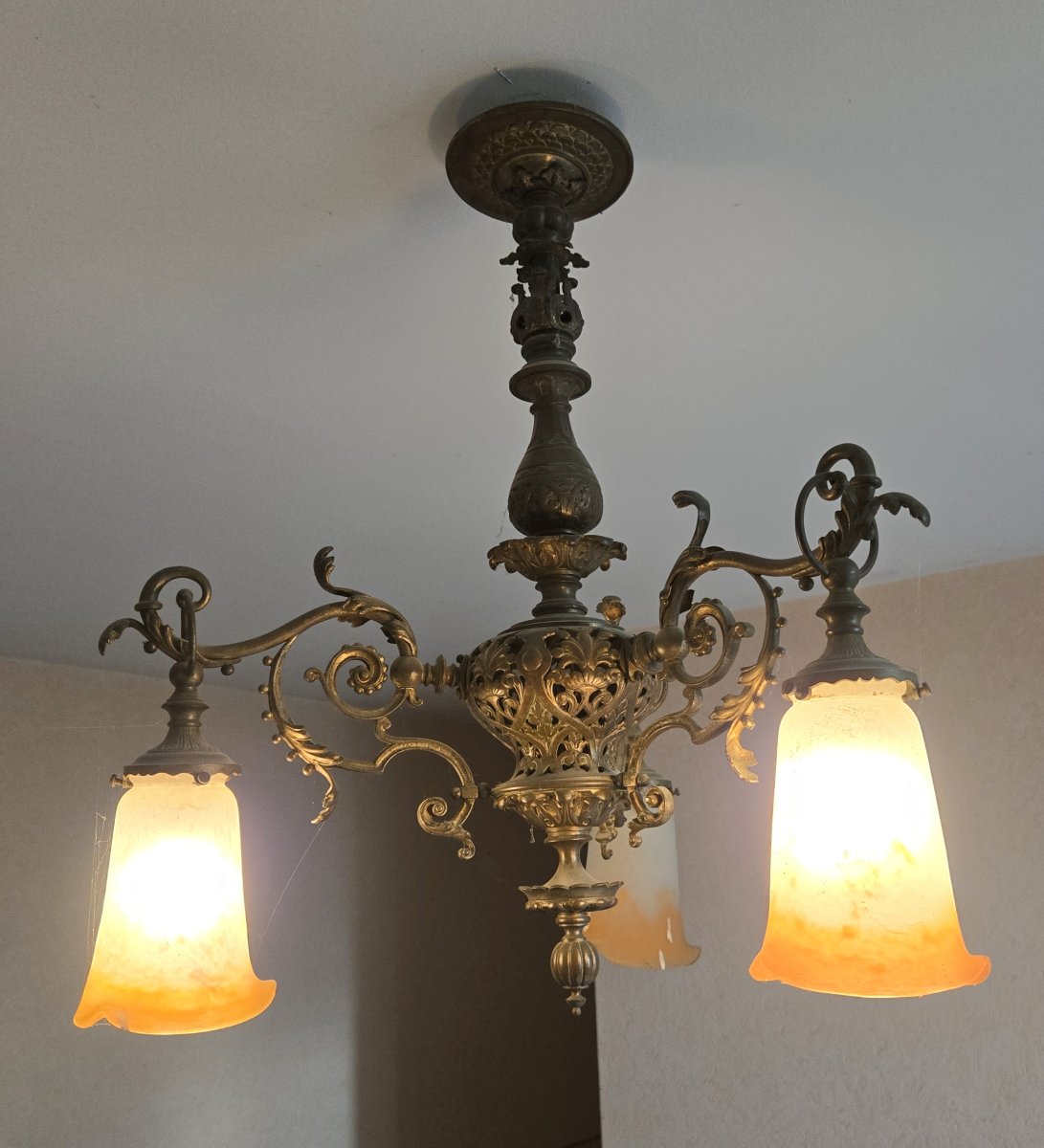 Antique Art Nouveau Chandelier In Gilt Bronze With Glass Paste Shades, Signed Muller-photo-2