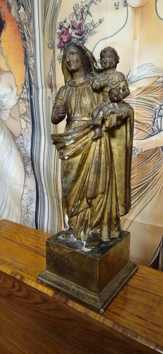 Statue ancienne Vierge à l’Enfant en bois sculpté polychrome et doré -photo-1