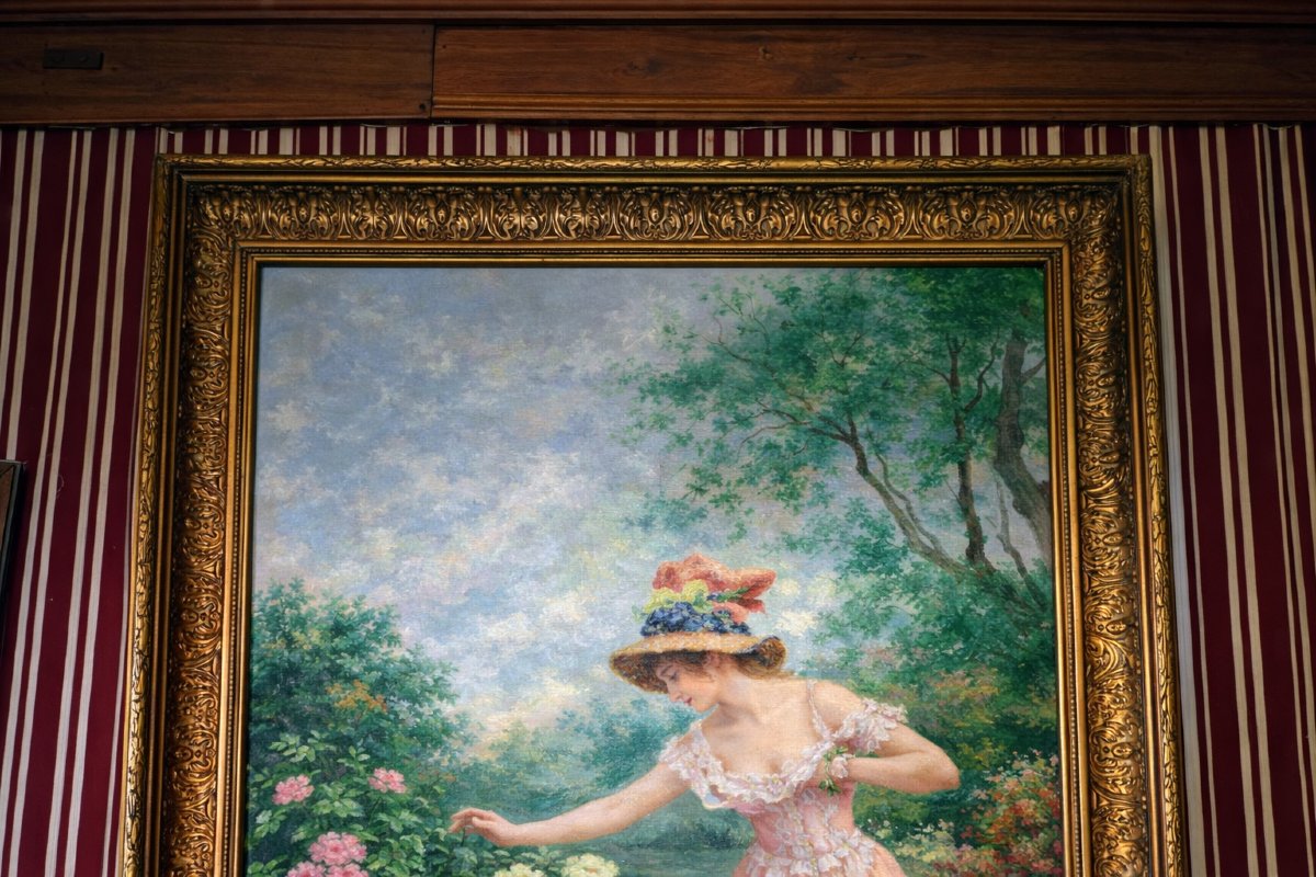 Immense Huile sur toile – Jeune femme aux roses - époque Art Nouveau – Trés Grand format-photo-1