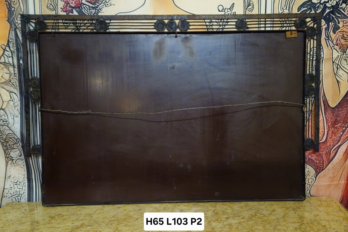 Grand miroir époque Art Déco en fer martelé – Décor géométrique à rosaces -photo-6