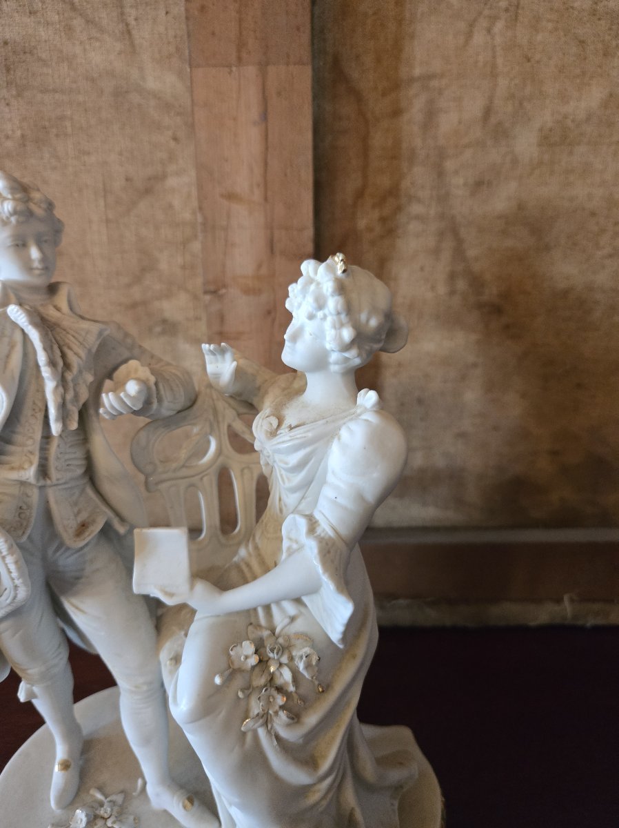 Biscuit Porcelain Group After Saxony – Gallant Scene, 19th Century – H. 25 Cm -photo-3