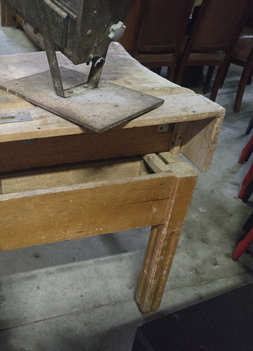 Billot de boucher double en bois debout / table a découpe -photo-8