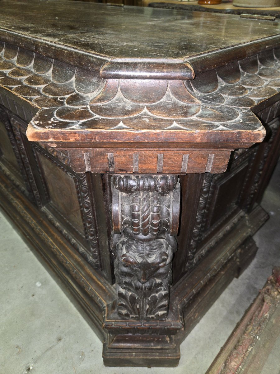 Important Lombard Chest/cassone – 19th Century -photo-5