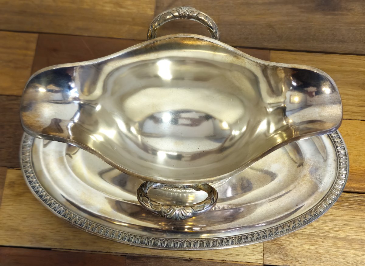 Saucière ancienne en métal argenté avec son plateau – Décor ruban Louis XVI – Poinçon 30 -photo-4