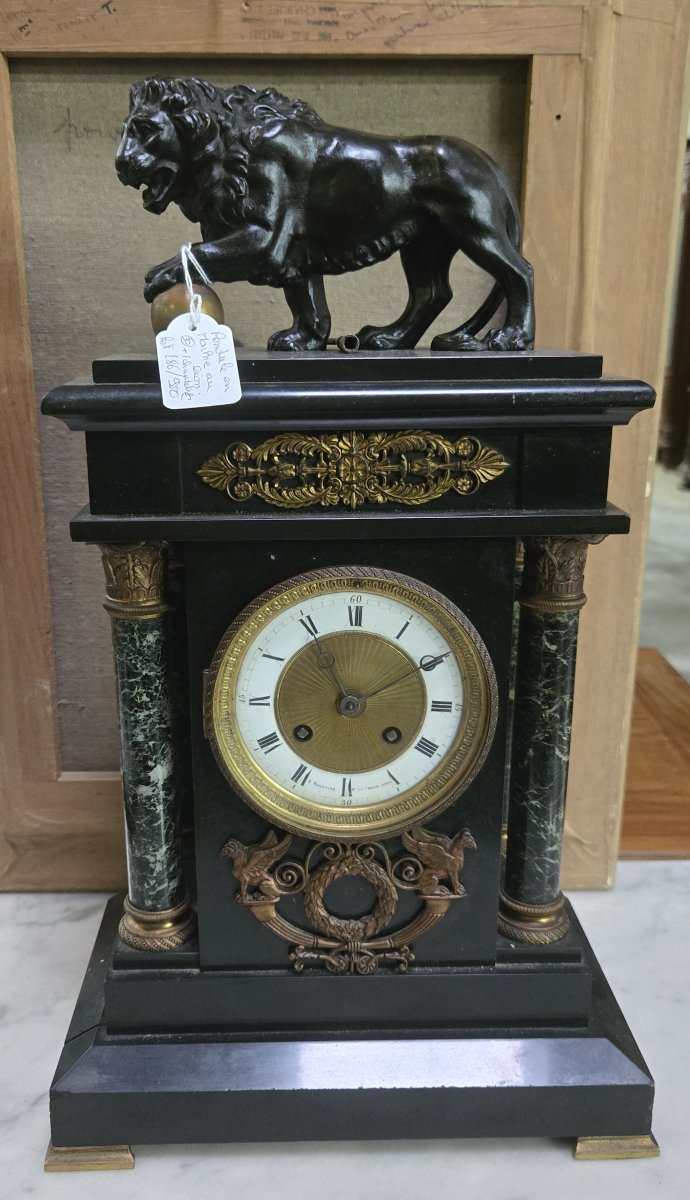 19th Century Empire Style Clock With Patinated Bronze Lion – Black Marble -photo-4
