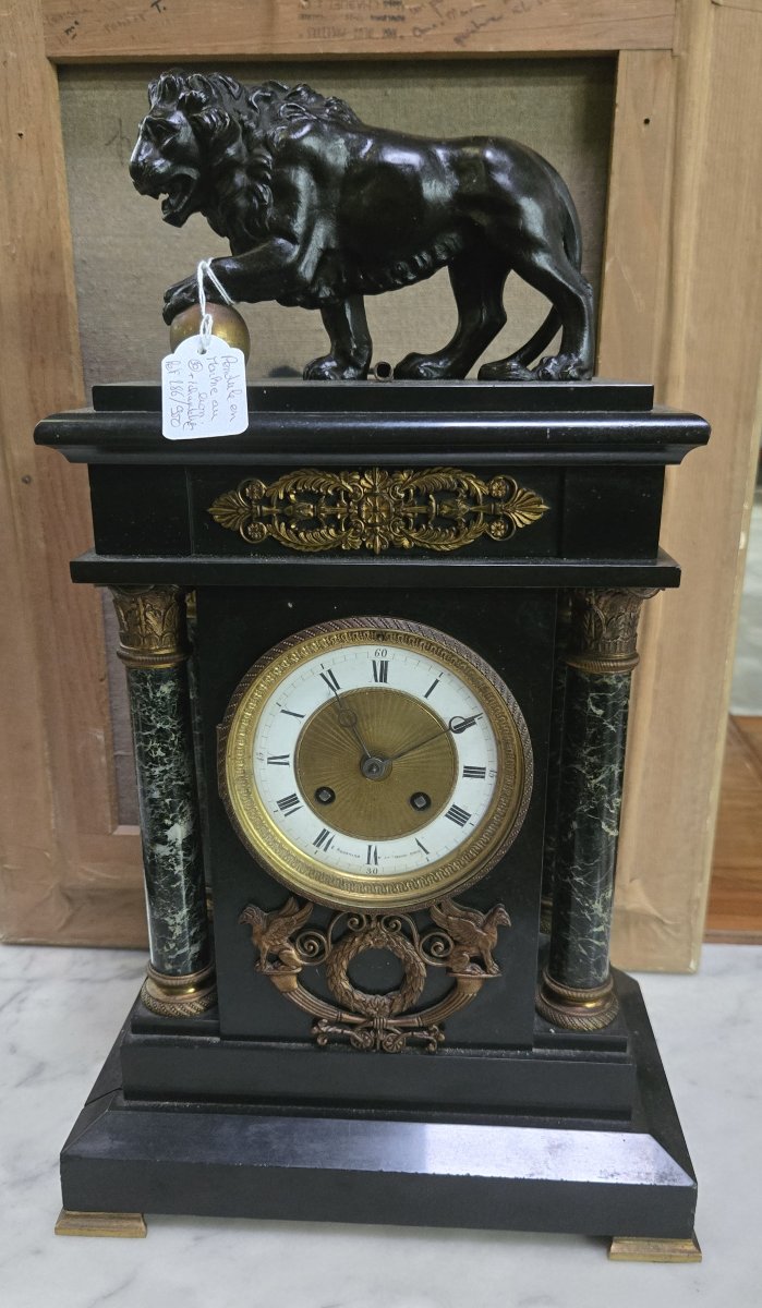 19th Century Empire Style Clock With Patinated Bronze Lion – Black Marble -photo-5