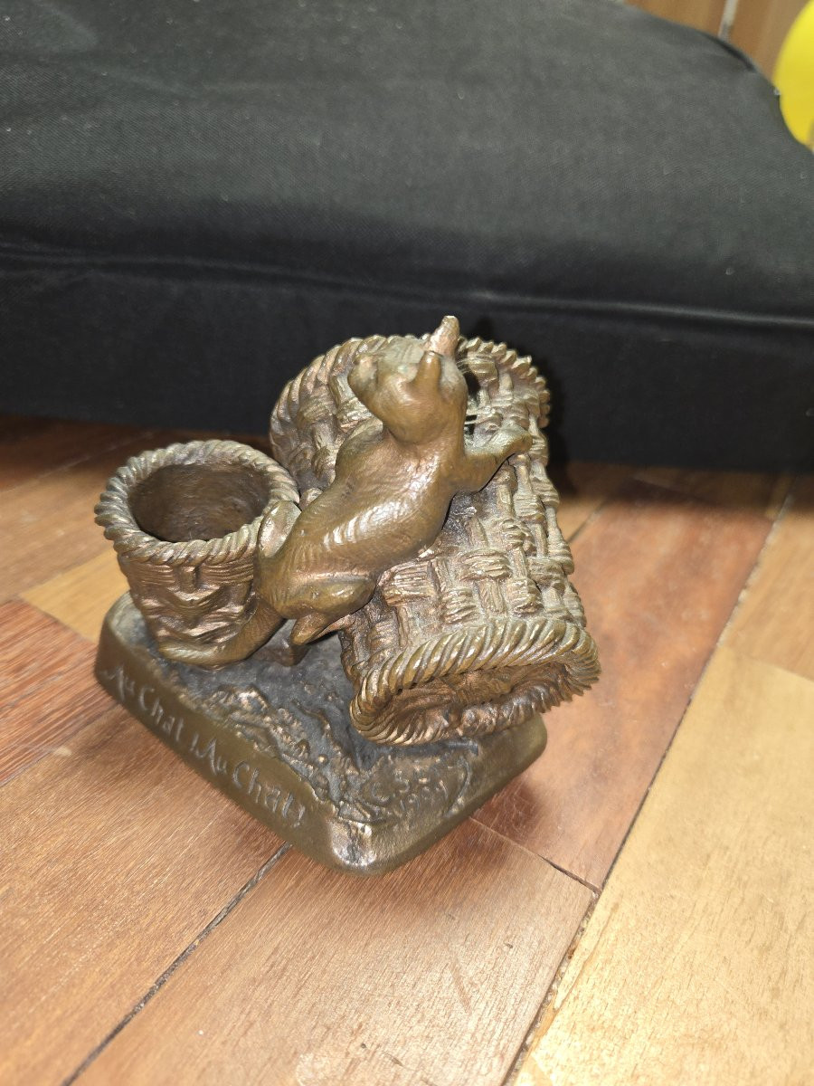 Sujet ancien en bronze / vide-poche marqué « Au Chat ! Au Chat ! » – décor chat et panier -photo-4