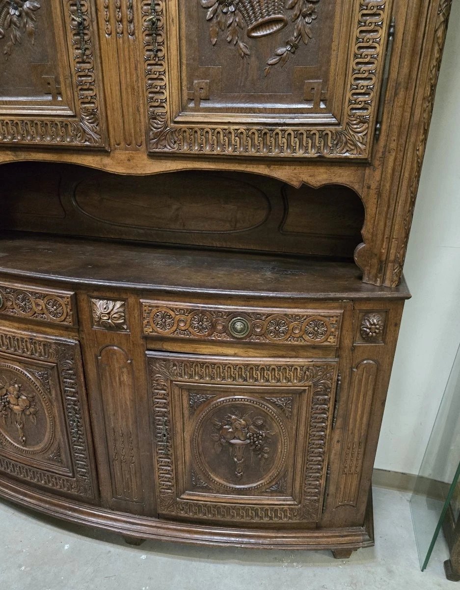 Important buffet d’époque XVIIIᵉ siècle en noyer -photo-2