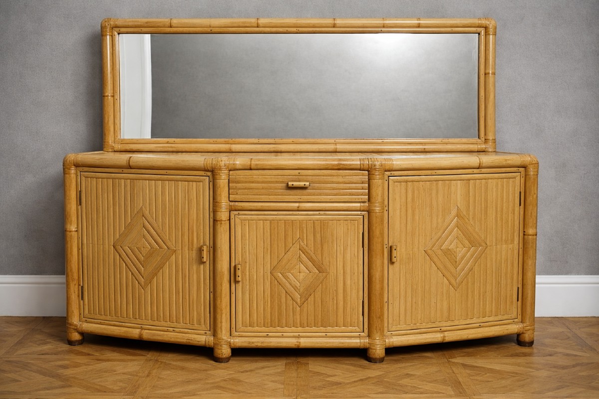 Grand buffet en bambou et rotin avec miroir – Style Vintage / années 1970