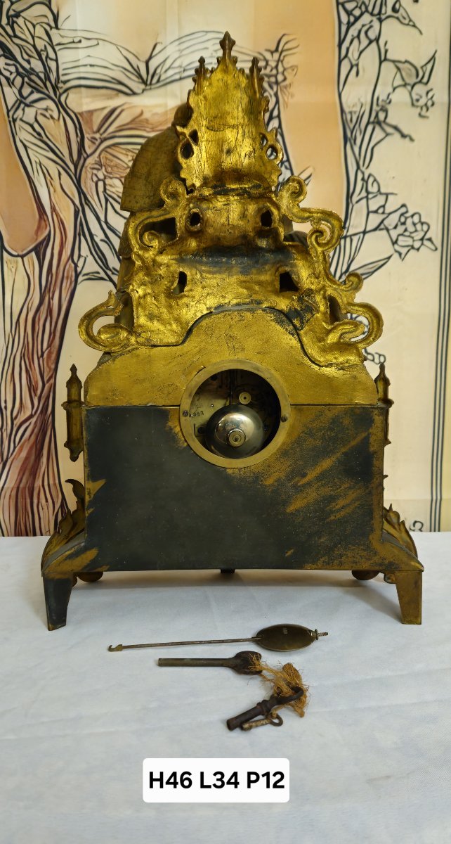 Neo-gothic Religious Clock In Gilt Bronze And Porcelain – 19th Century –  -photo-8