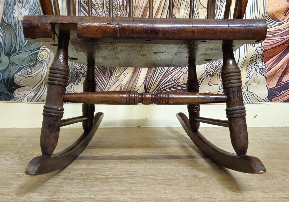 Fauteuil à bascule ancien en bois – rocking-chair style Windsor - XXeme -photo-5