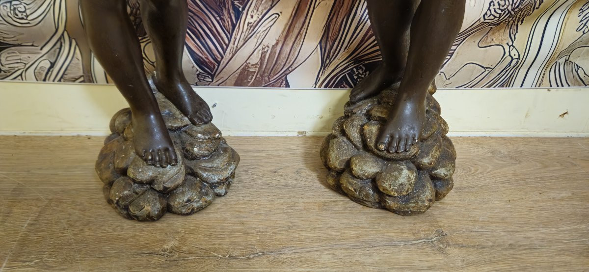 Pair Of Large Venetian Torchères With Nubian Figures – Carved And Gilded Wood – Opaline Glass Globes -photo-6