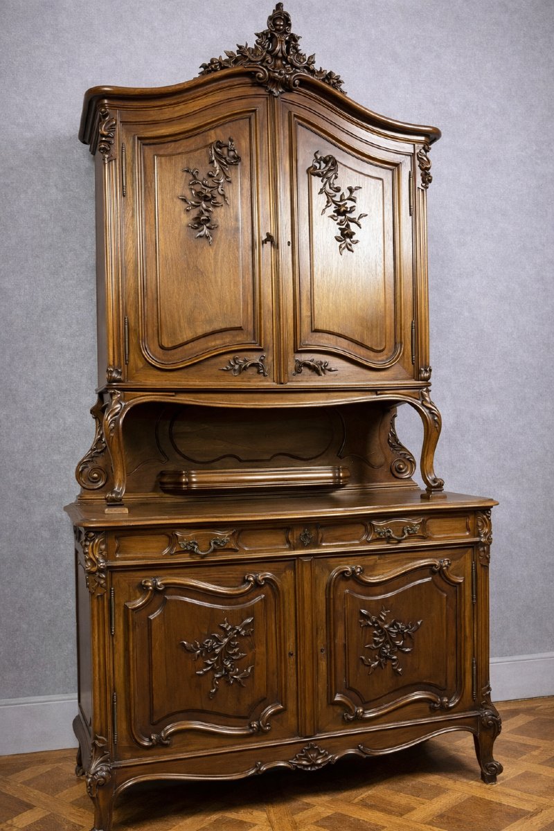 Buffet deux corps Louis XV en noyer – vers 1850  -photo-1