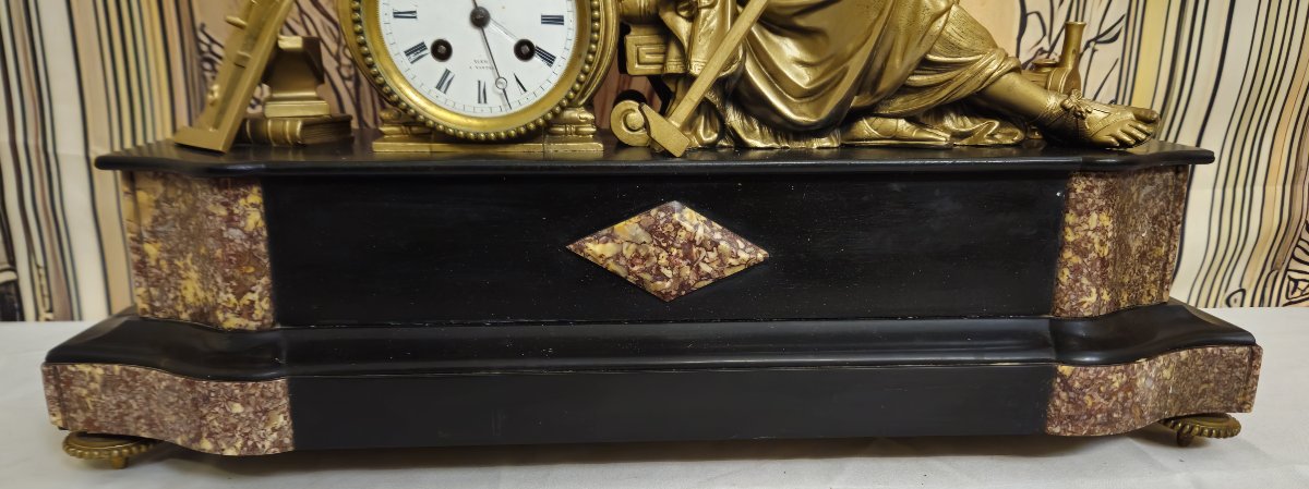 Gilt Spelter Clock With Allegorical Subject – Napoleon III Period – 19th Century -photo-4