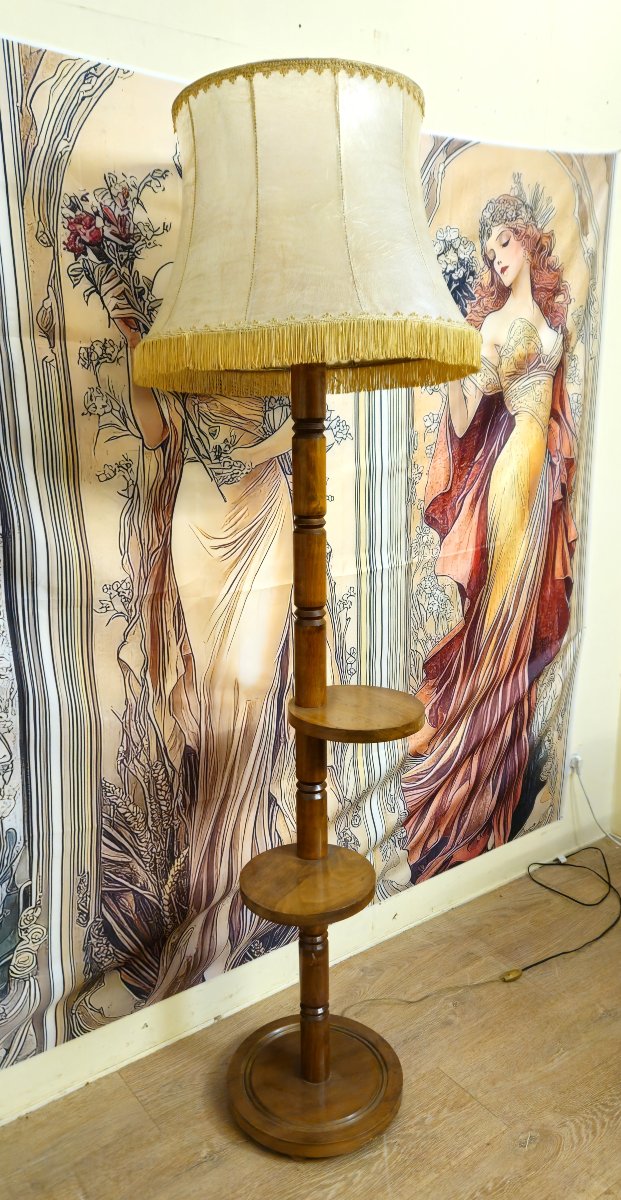 Wooden Servant's Floor Lamp With Fringed Lampshade – Vintage Style -photo-2