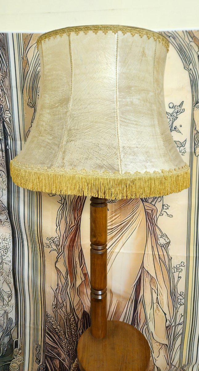 Wooden Servant's Floor Lamp With Fringed Lampshade – Vintage Style -photo-6