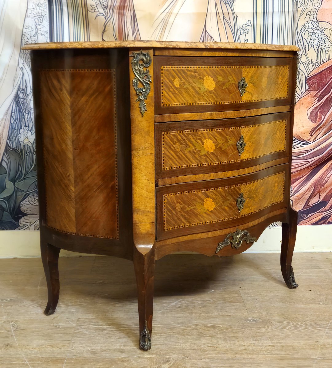 Commode de Dame galbée style Louis XV marquetée avec marbre – XIXᵉ siècle -photo-4