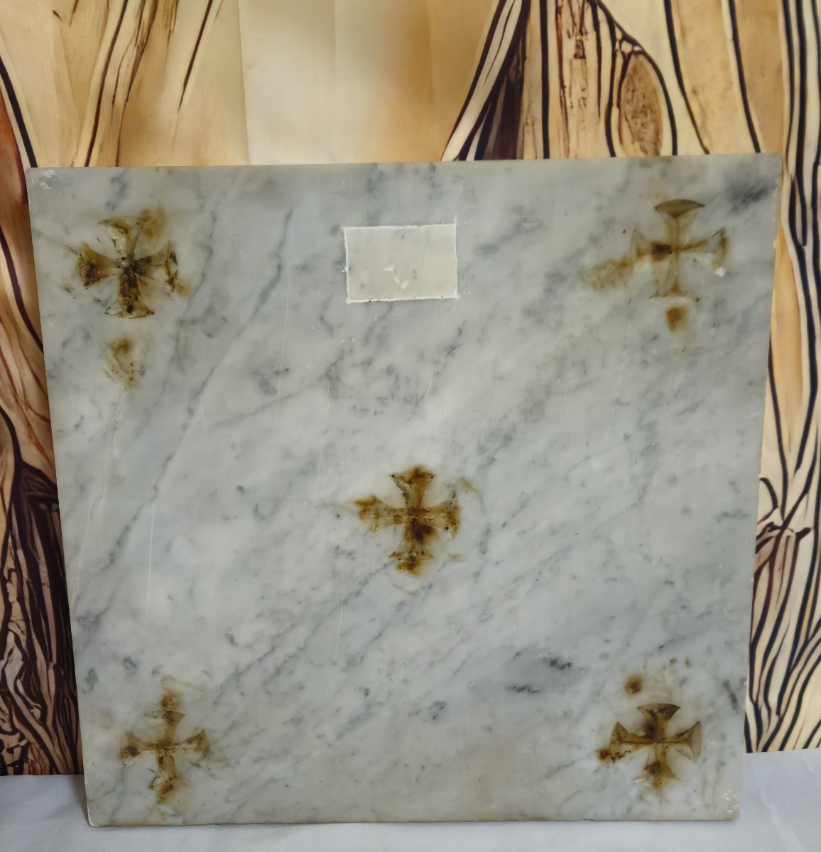 Two Altar Plaques In Marble And Limestone With Inlaid Crosses -photo-4