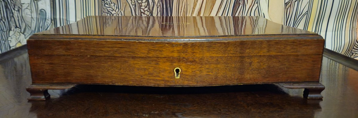 Boîte / coffret ancien en acajou avec incrustation laiton – XIXe siècle -photo-1