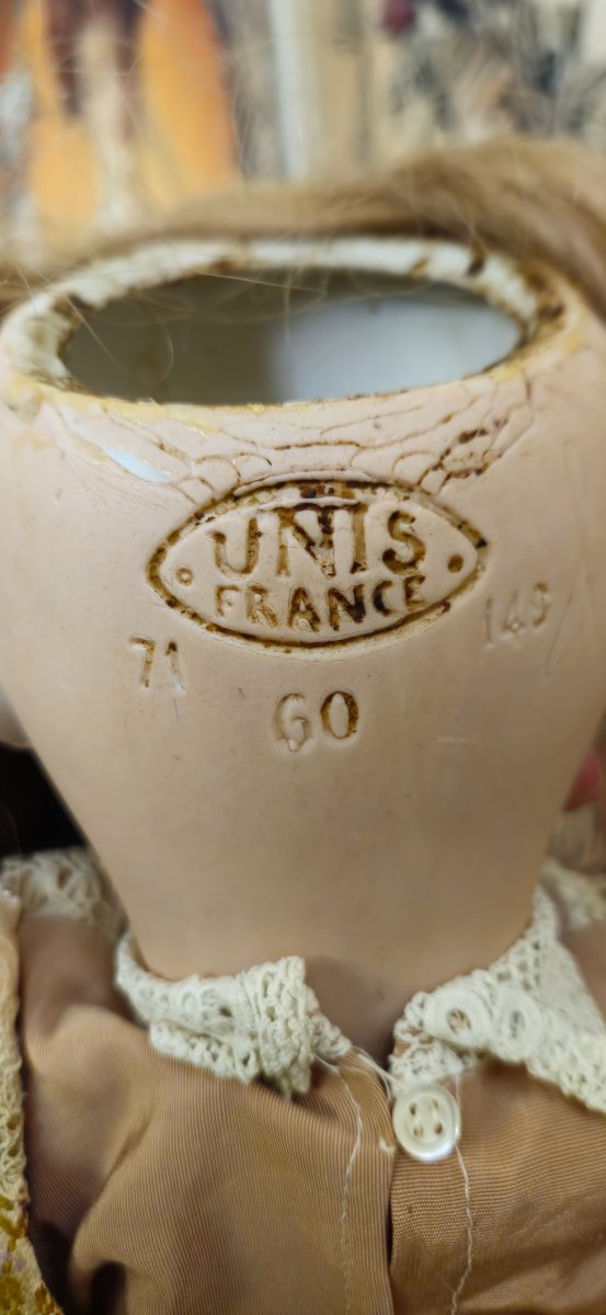 Grande poupée ancienne UNIS FRANCE 60 – tête porcelaine – corps articulé – début XXe siècle-photo-6