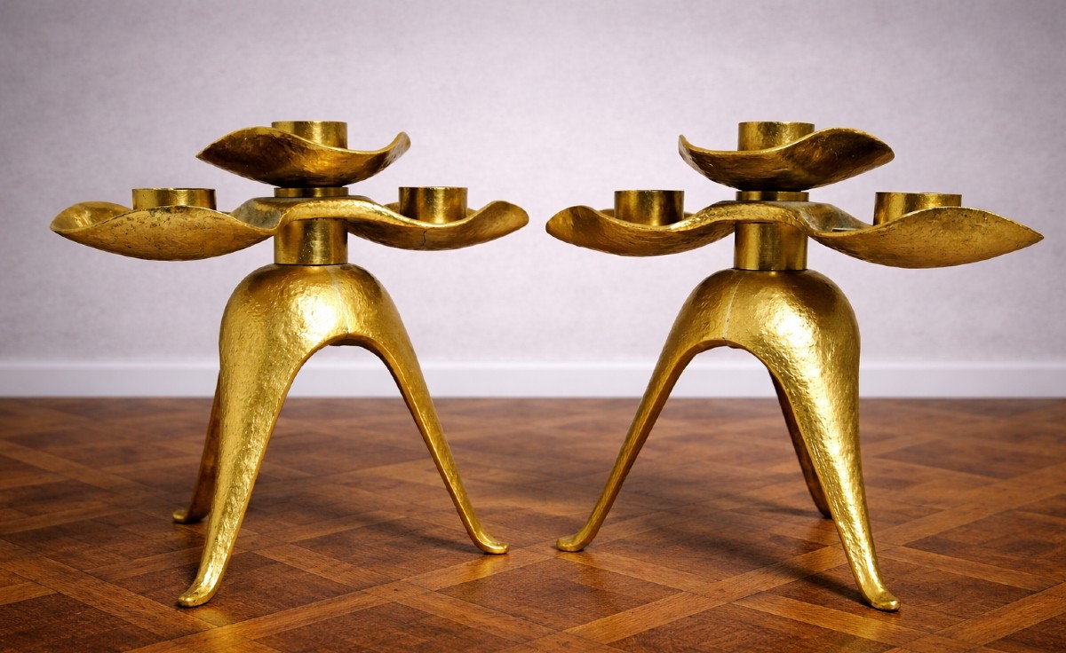 Pair Of Trilobed Candlesticks In Gilt Bronze, Maison Jansen Style, 1970s 