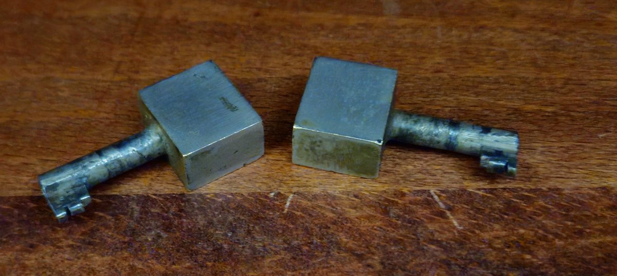 Importante bibliothèque époque Art Déco en loupe d'Amboine et acajou-photo-6