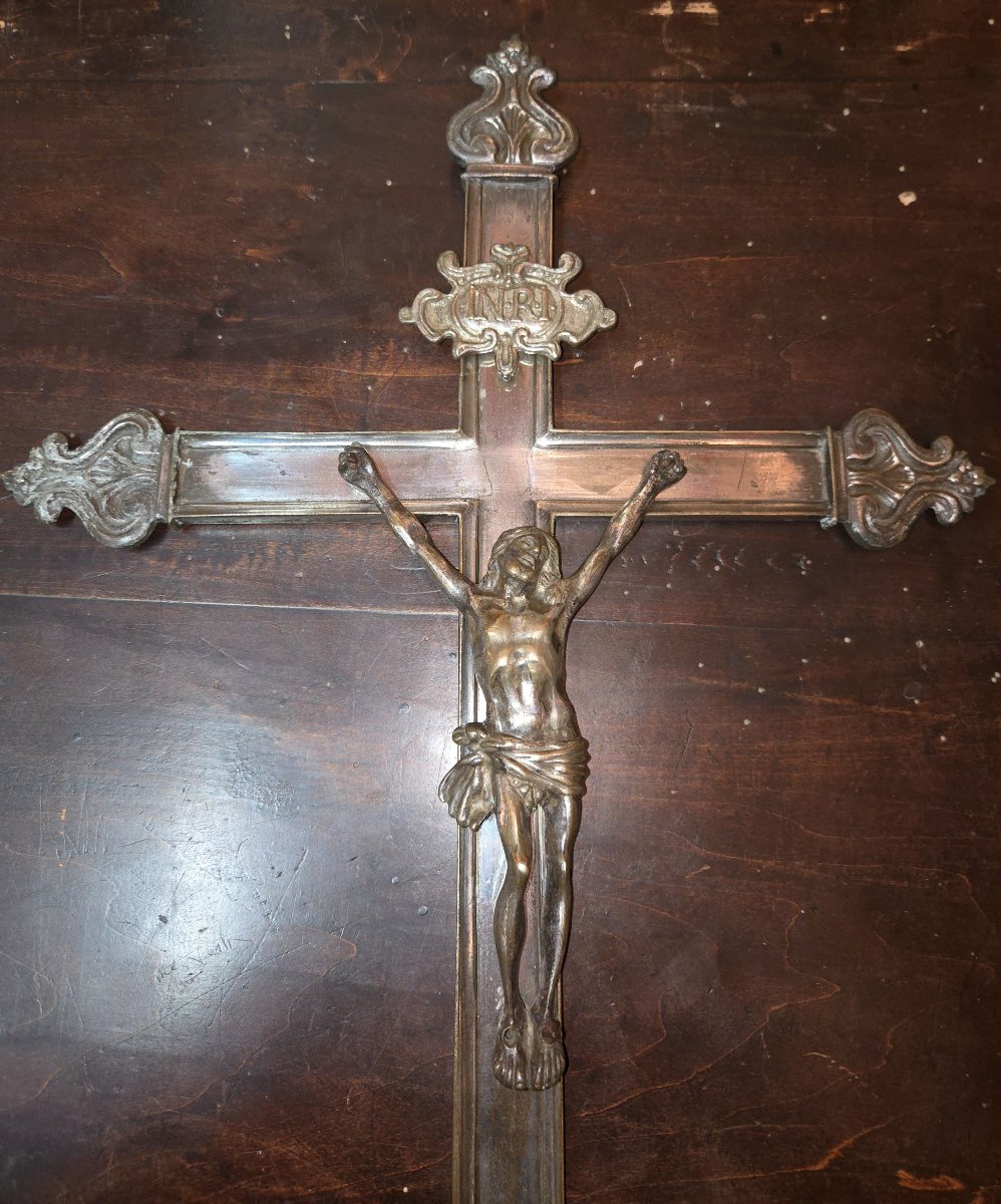 Antique Silvered Bronze Wall Crucifix, Depicting Christ In Relief On A Large Cross -photo-3