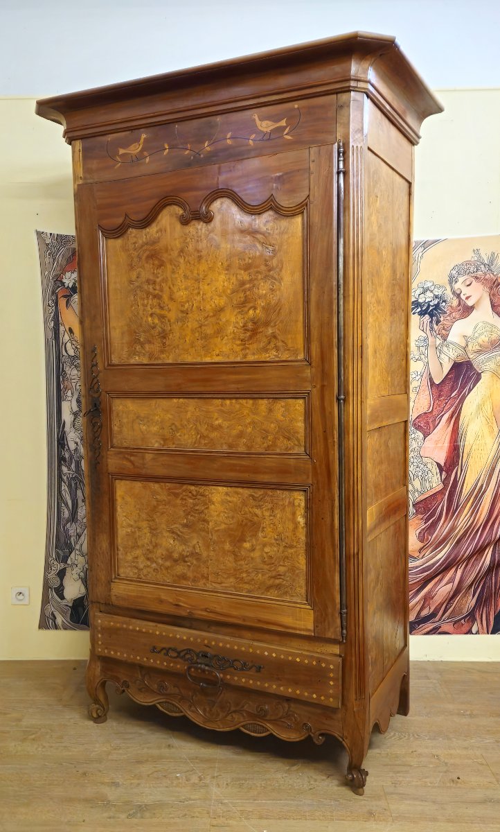Regional Bonnetière Wardrobe In Walnut And Marquetry – 18th Century-photo-3