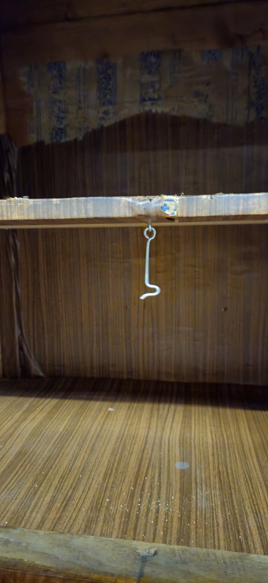 Buffet a doucine / Commode époque Restauration en noyer – XIXe siècle -photo-6