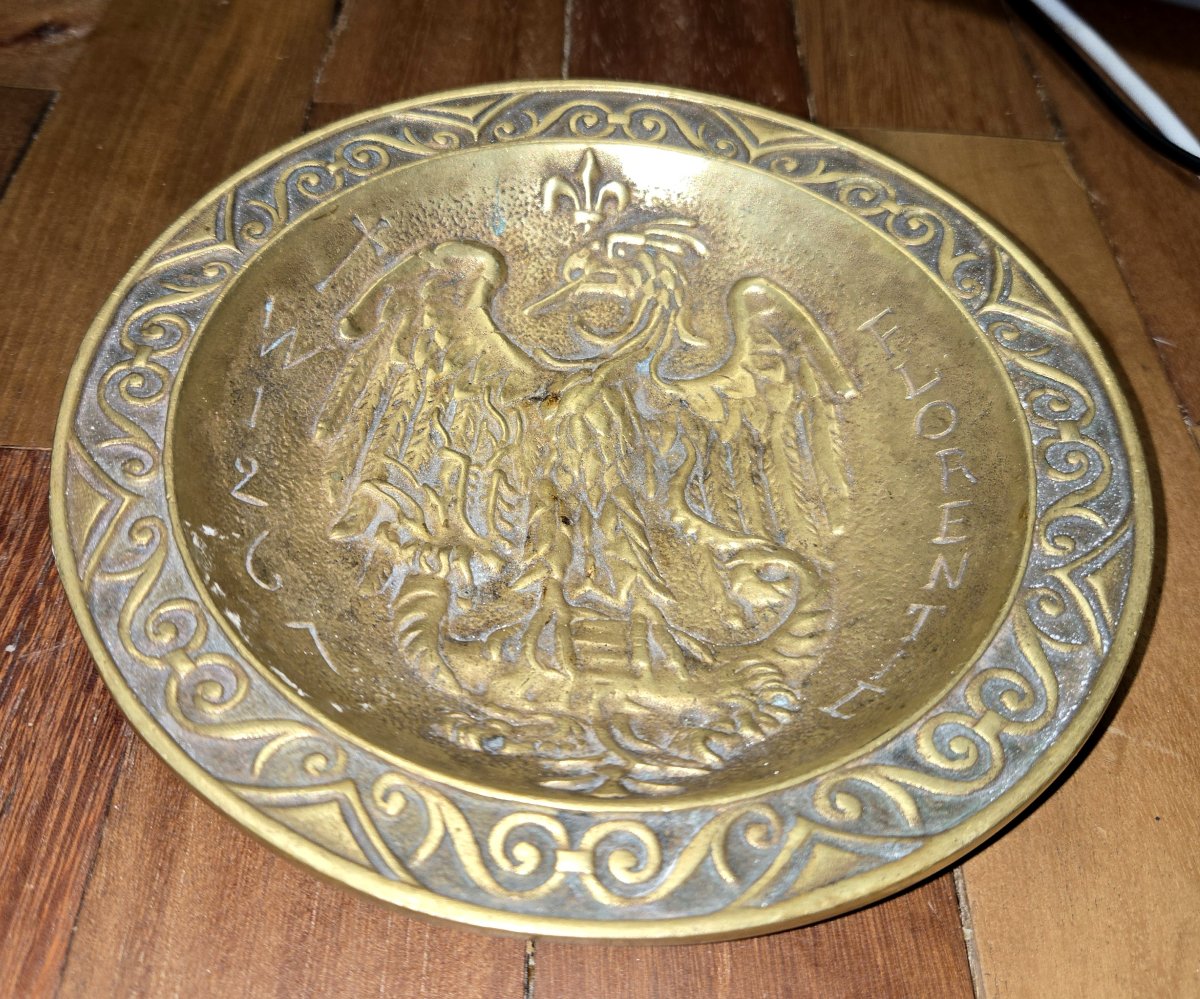 Vide poche en bronze, signé M. Le Verrier, avec inscription BRONZE sous la base-photo-3