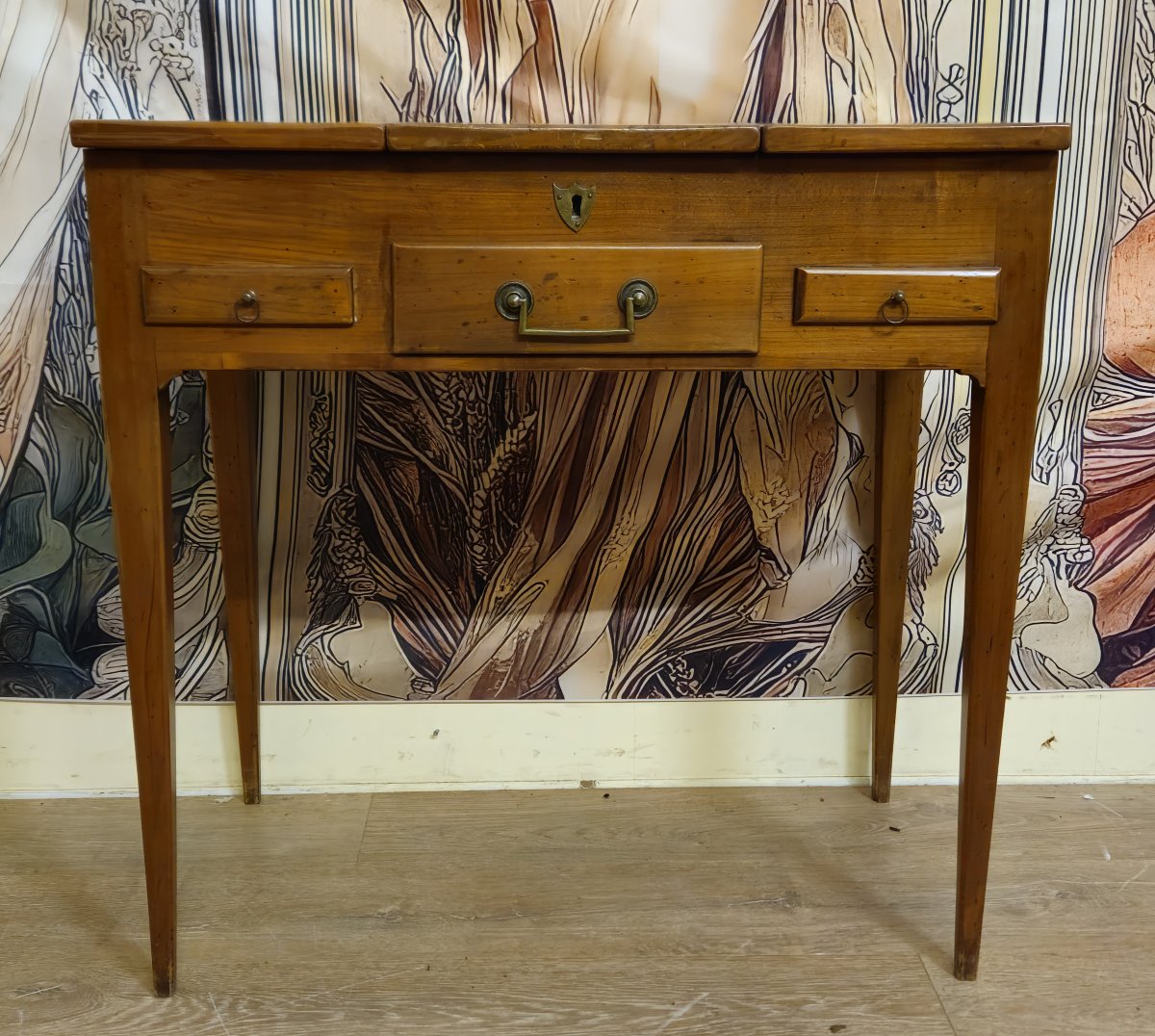 Coiffeuse / table de toilette Louis XVI en noyer et marquéterie – XVIIIe siècle-photo-1