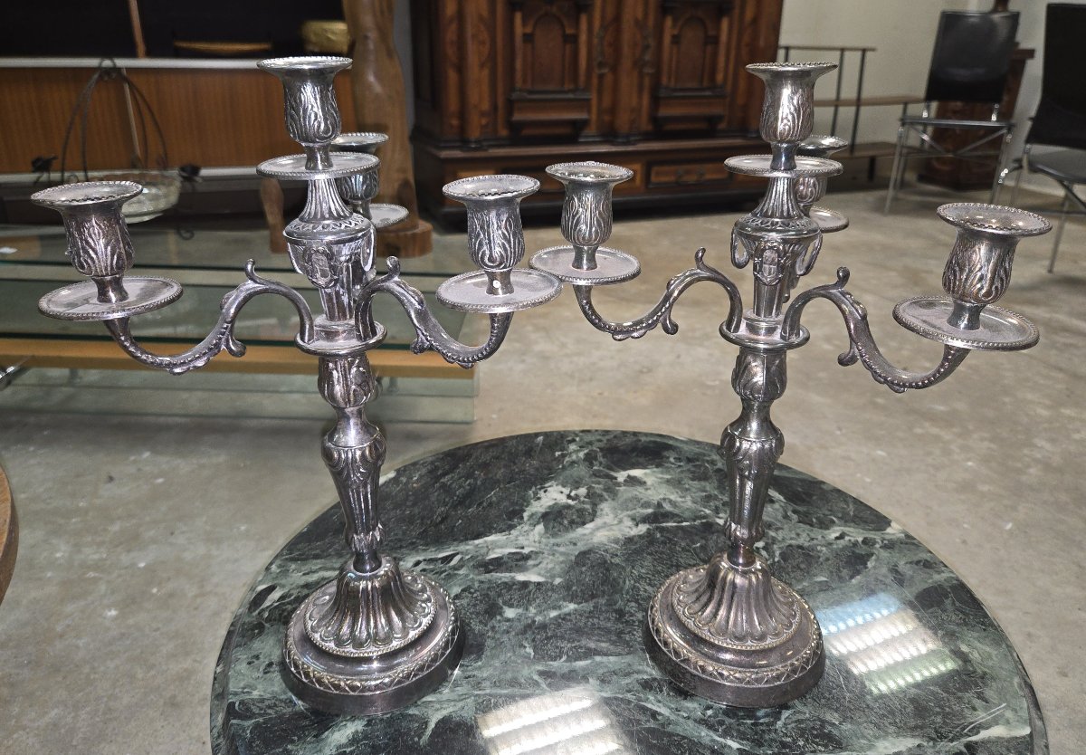 Paire de candélabres en métal argenté – style Louis XVI – XXe siècle-photo-1
